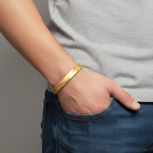 Men’s Golden Flow Curve Bracelet