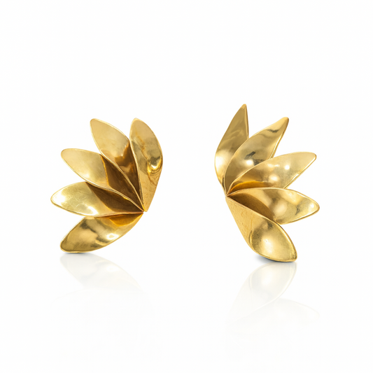 Fluted Curve Studs Earrings