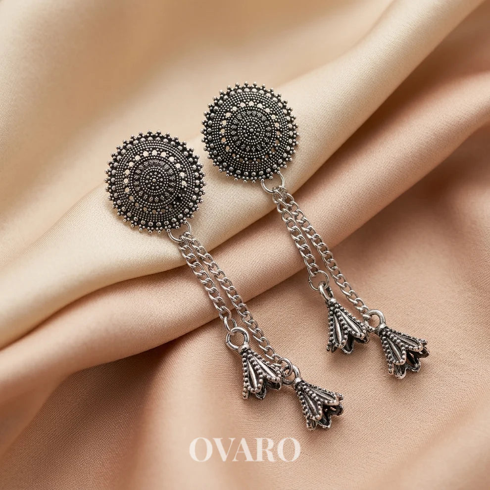Queen's Keepsake Earrings Box