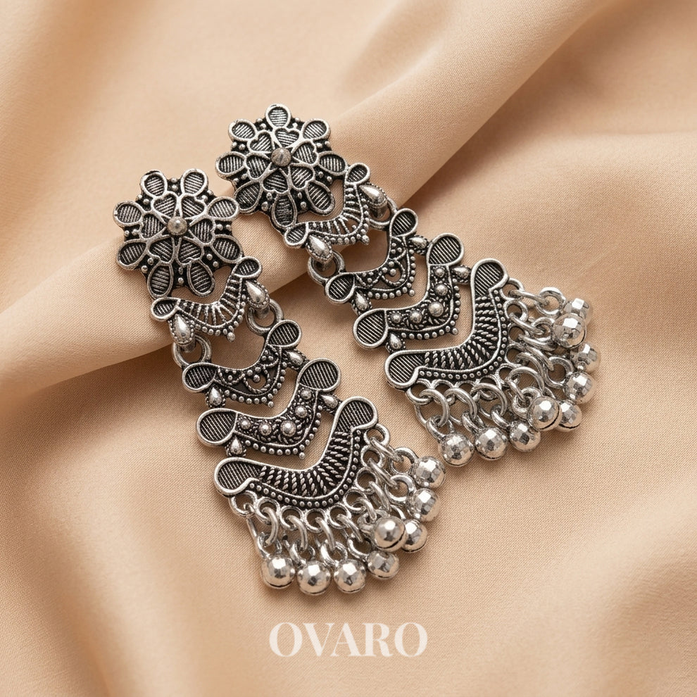 Queen's Keepsake Earrings Box