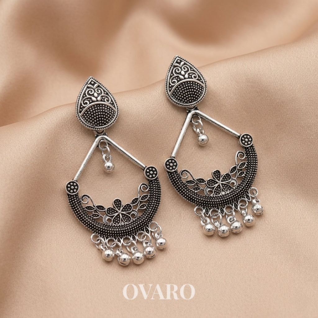 Kiara Earrings Gift Box