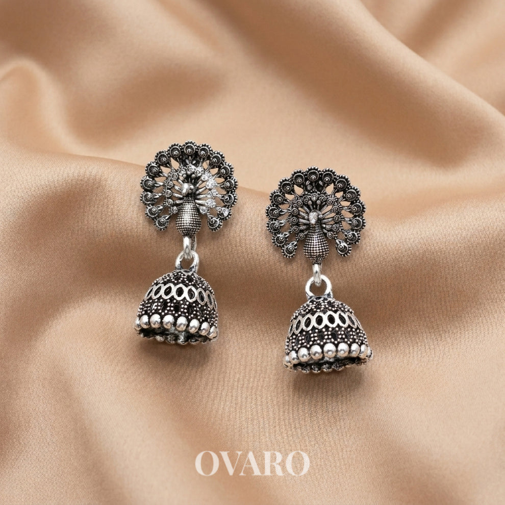 Queen's Keepsake Earrings Box